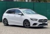 2019 Mercedes Benz B180 Sunroof